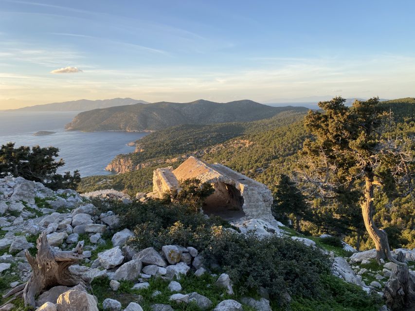 Monolithos: Small Group Hike and Sunset at Monolithos Castle - From Monolithos village to the red-sand bay