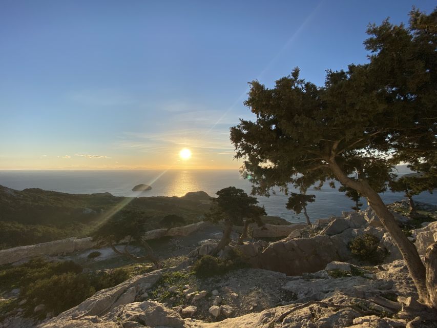 Monolithos: Small Group Hike and Sunset at Monolithos Castle - Sunset over the Aegean
