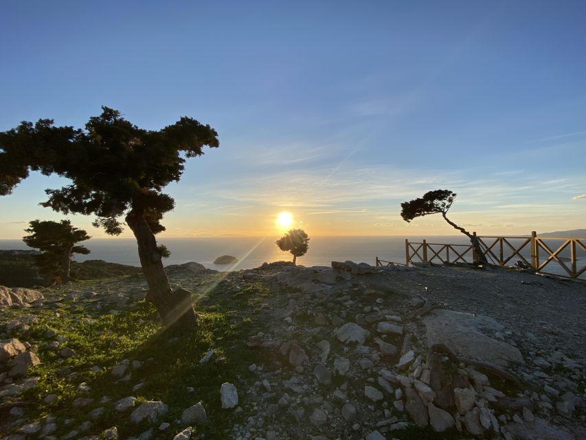 Monolithos: Small Group Hike and Sunset at Monolithos Castle - What the $47 price really buys you
