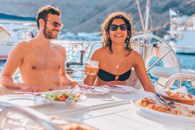 Morning Caldera Sailing Cruise - Value check: $149.78 for a full morning of food, gear, and water time