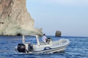 Morning or Afternoon 3hour Private boat Tour in Santorini - Stop 1: Santorini and the Caldera views from the water
