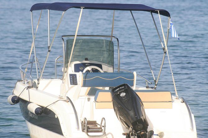 Motor Boat Hire in Corfu Italmar 17,Asso 5.10, Next 5m - Key highlights worth clocking