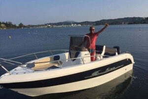Motor Boat Hire in Corfu Italmar 17,Asso 5.10, Next 5m - The boat experience: easy handling, sun-and-shade seating, and real safety gear