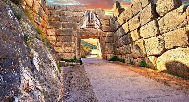Mycenae Nafplion: one day Spanish guided tour - Corinth Canal: The Quick Stop That Sets the Stage