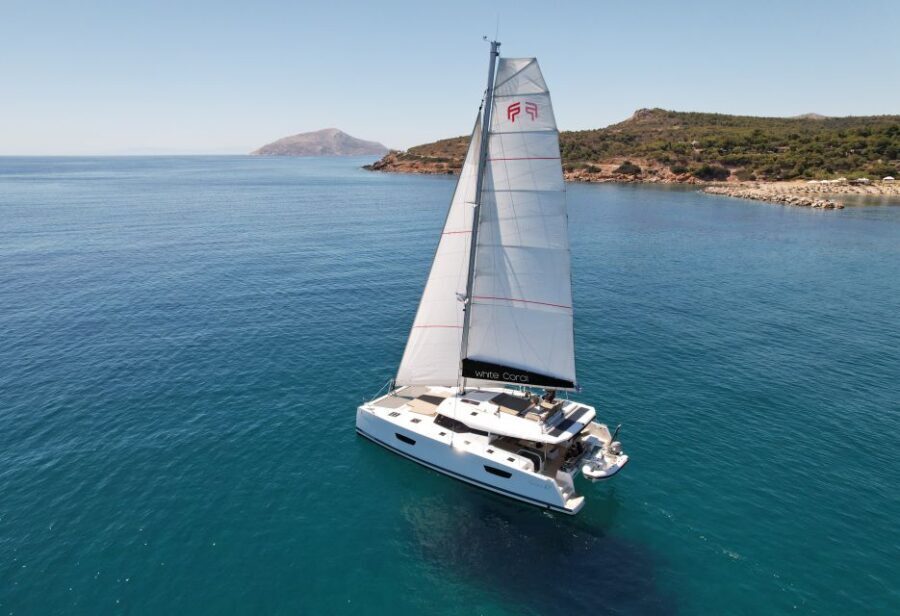 Mykonos: Catamaran Cruise with 3-Course Meal and Transfers - Transfers in Mykonos: the part people forget to plan