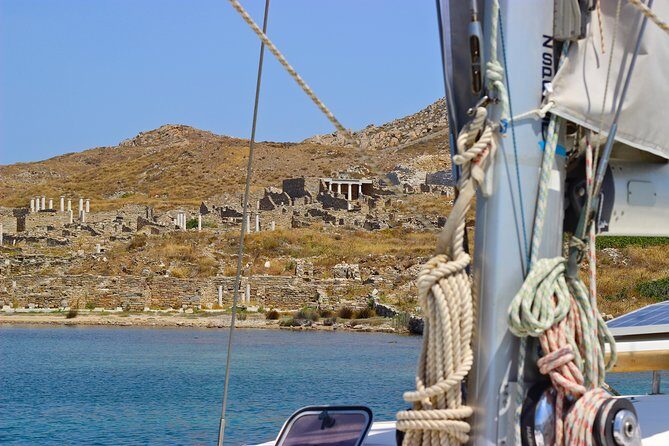 Mykonos Catamaran Private Sunset Cruise, Full Meal & Open-Bar - Drinks Included: Unlimited Beer, White Wine, Sodas, and Water