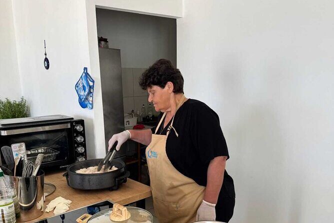 Mykonos Cooking Class Experience for Cruise Travelers - The cooking lesson itself: how hands-on steps work for any skill level