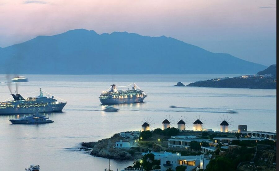 Mykonos: Highlights Tour with Panagia Tourliani Monastery - Getting Collected and Oriented in Mykonos Town’s Back Lanes