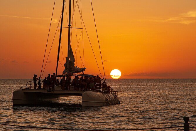 Mykonos: Private Catamaran Cruise—Hotel Pickup, BBQ & Drinks - BBQ Lunch and Unlimited Drinks: A Day Kept Simple