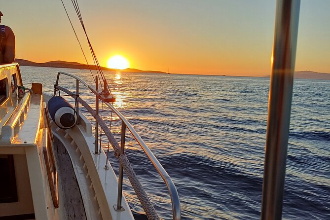 Mykonos Private Sun Set Cruise - Who will enjoy this three-hour outing