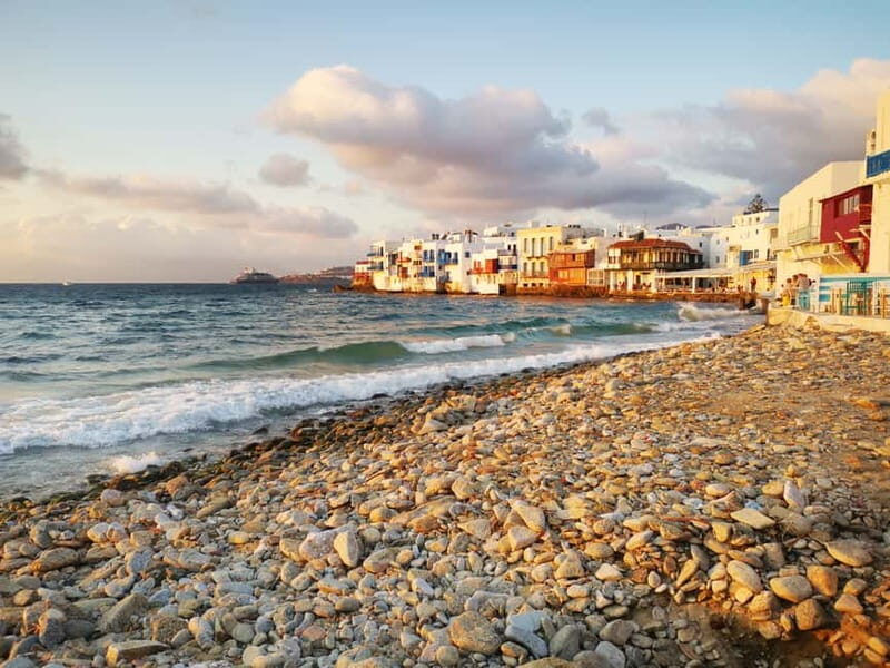 Mykonos: Private Tour with Range Rover - Lighthouse viewpoints: when the drive becomes the experience