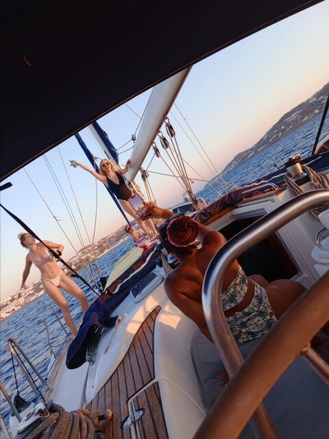 Mykonos: Rhenia Island Sunset Cruise with Transfer and Meal - The Meal and Drinks: Greek Food Onboard, Not a Detour