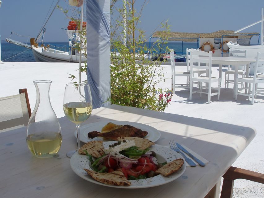 Mykonos: South Coast Cruise - Dragonissi caves and rock formations (if conditions allow)