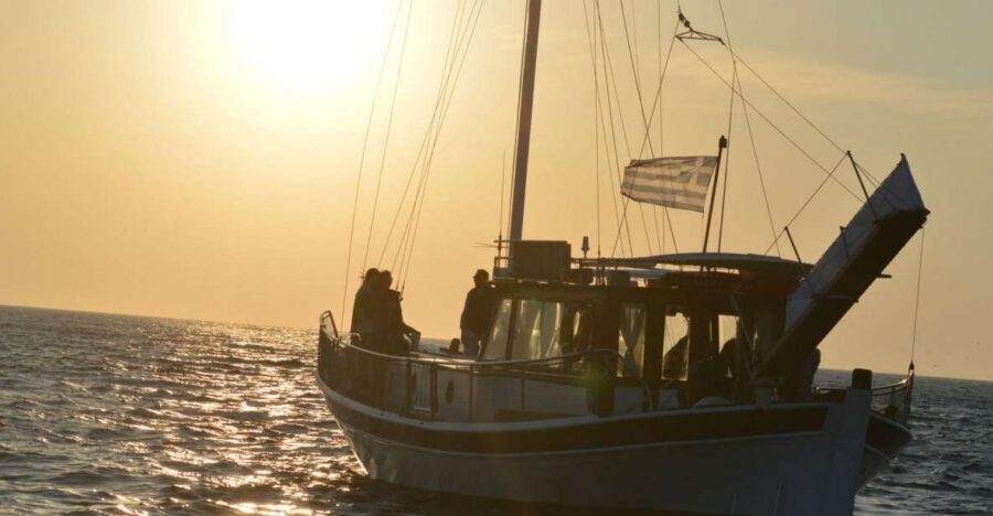 Mykonos: Sunset Boat Trip with Snacks and Drinks - Value Check: Is $77 for Two Hours a Good Deal?