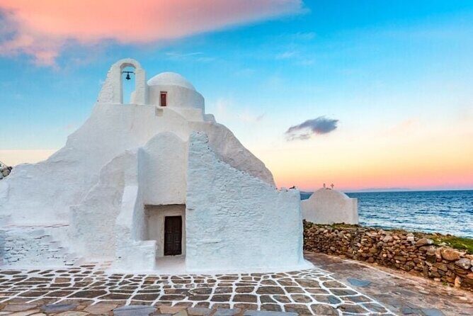 Mykonos tour: Private highlights Tour with a Local - Chora (Mykonos Town) Without the Car Chaos