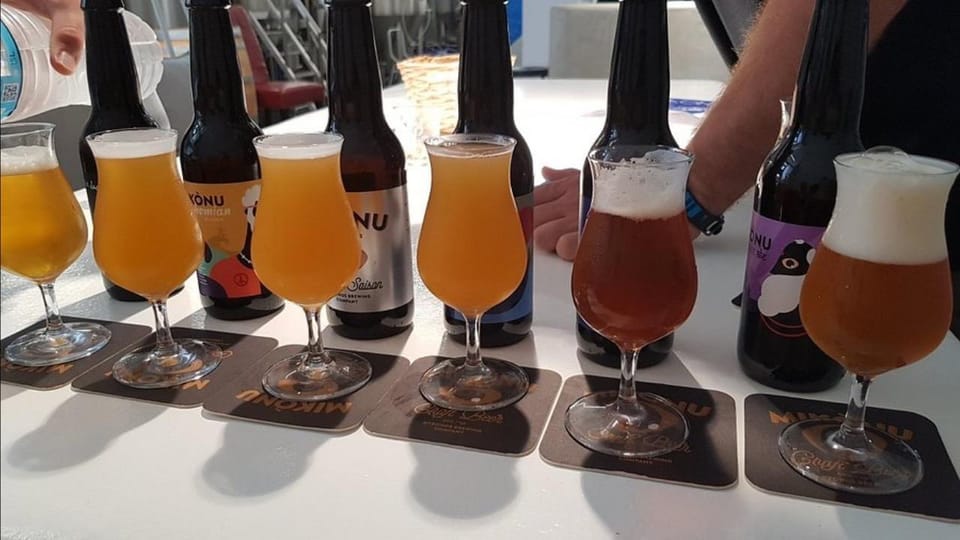 Mykonos Town & Brewery:2-Hour Walking Tour with Beer Tasting - Manto Mavrogenous Statue: a useful first landmark