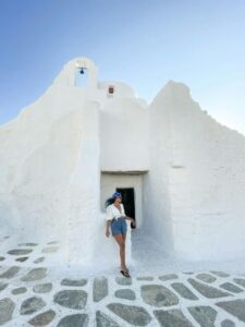 Mykonos Town: Food Walking Tour with Famous Tastings - Manto Mavrogenous Square to the Old Port: Setting the Stage for Tastings