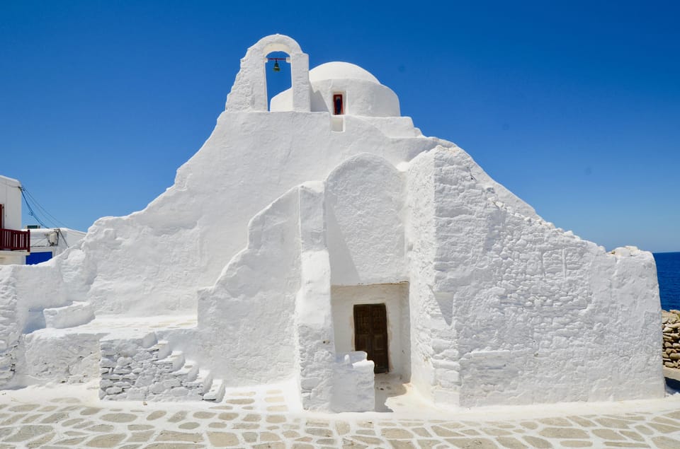Mykonos town - Private walking tour - The guides and the importance of language