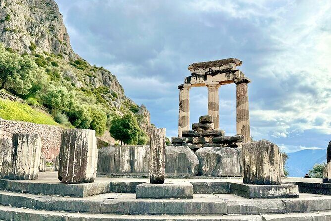 Mystical Delphi & Hosios Loukas Byzantine Wonder Luxury Day Tour - Key points that make this day trip worth your attention