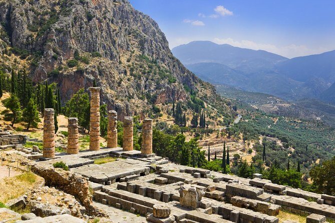 Mystical Delphi & Hosios Loukas Byzantine Wonder Luxury Day Tour - Extra Delphi highlights: polygonal wall, Serpentine Column, and the old hippodrome