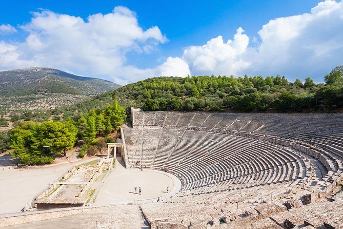 Nafplion: Mycenae-Epidavros - Stop 3: Cyclopean Walls plus tombs tied to Atreus and Clytemnestra