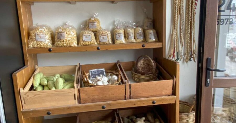Naxos: Food Walking Tour & Cooking Class with Meal & Drinks - Quick hits before you go