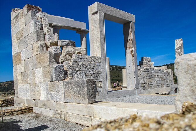 Naxos: Highlights of Naxos Day Tour - Stop 4: Apeiranthos marble village and museum wandering