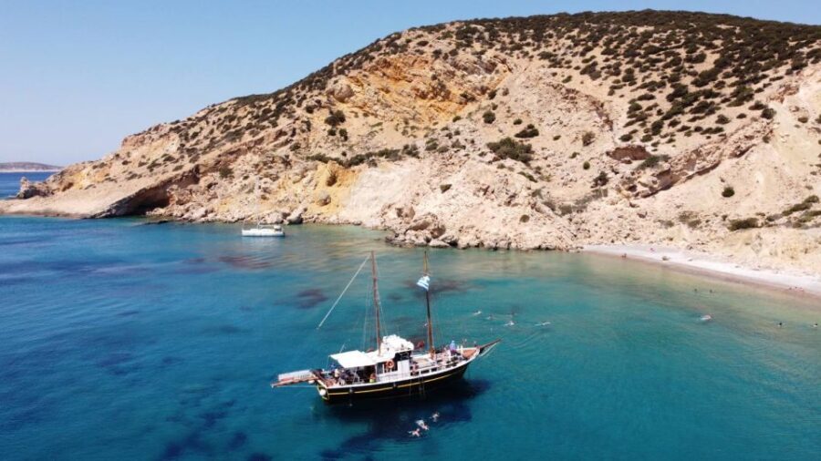Naxos: Koufonissia and Rina Cave Boat Trip with BBQ - Ano Koufonissi: 2.5 Hours to Wander Beaches and Village Streets