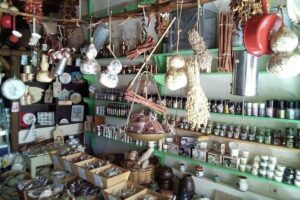 Naxos Old Town Private Food Tour with Dinner and Pickup - 4 hours in Naxos: the walking reality