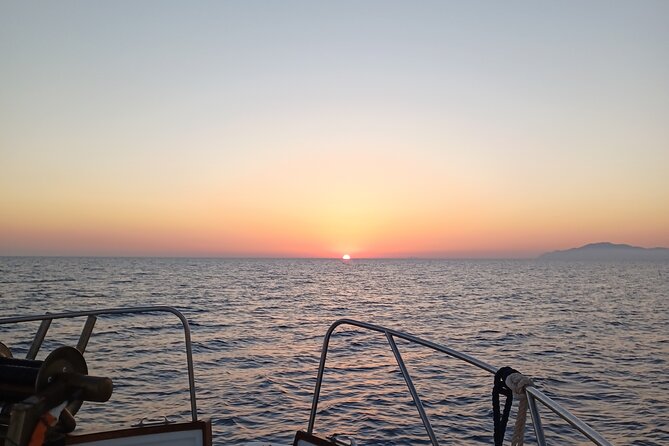 Naxos private fishing trips, lunch on board & island hopping - What the private format is worth