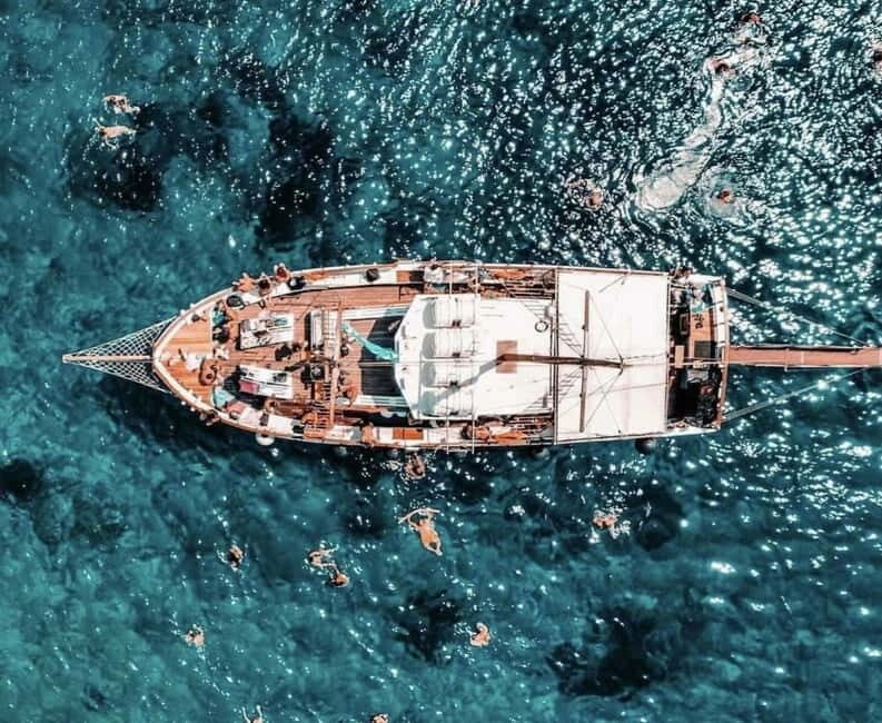 Naxos: Rina Cave-Koufonisi Cruise & Rina Cave Swim with BBQ - The IASON Wooden Boat: How the Day Feels Onboard