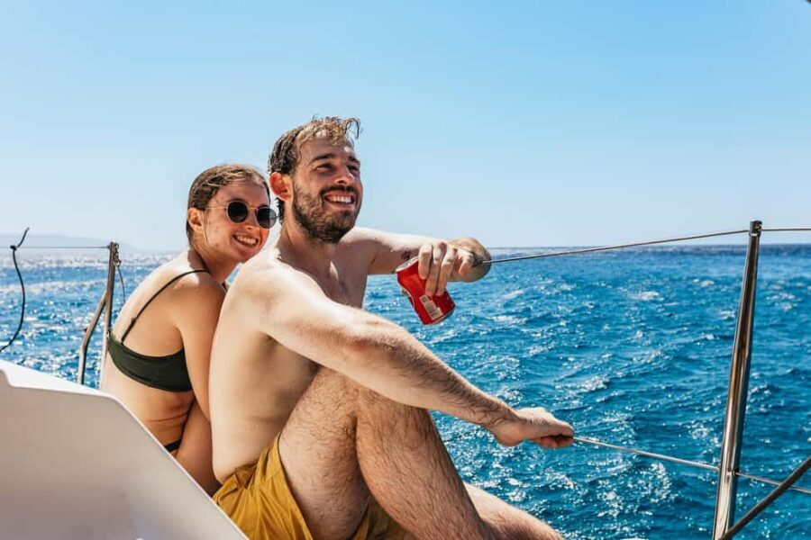 Naxos: Sailing Cruise with Lunch & Drinks - Sunset option: Port views, fruit and coffee, and the Gate of Apollo moment