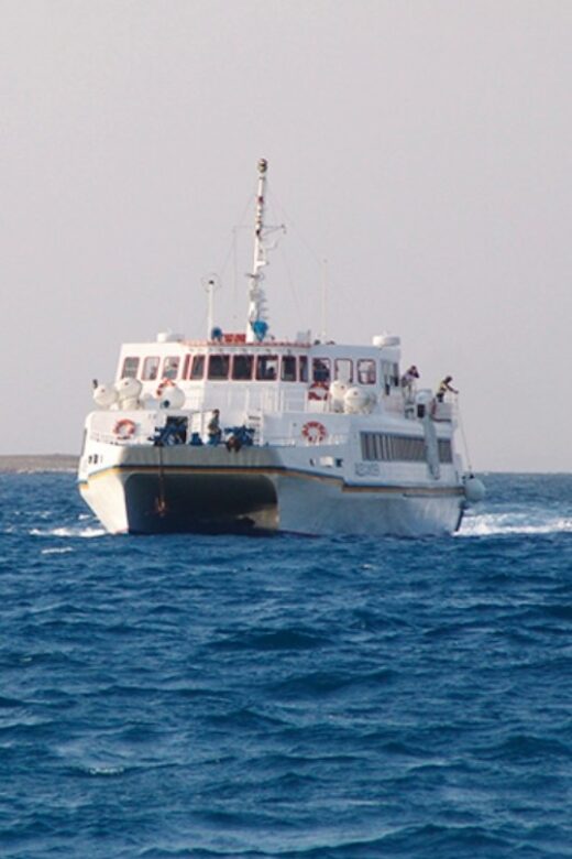 Naxos: Santorini Day Trip by Boat - Naxos to Santorini in 12 hours: how the day really flows