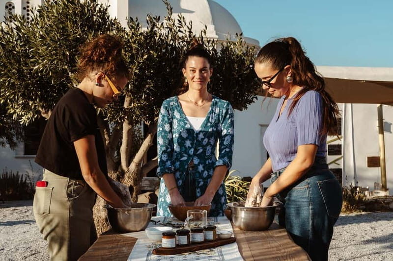 Naxos Town: Olive Oil Tasting & Baking in the Heart of Town - Step One: Learning Extra Virgin Olive Oil by Smell and Taste