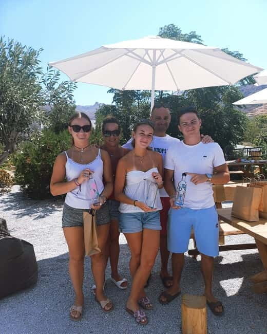 Naxos Town: Olive Oil Tasting & Baking in the Heart of Town - The Lunch and Herb Pairing: How Naxians Eat With Olive Oil