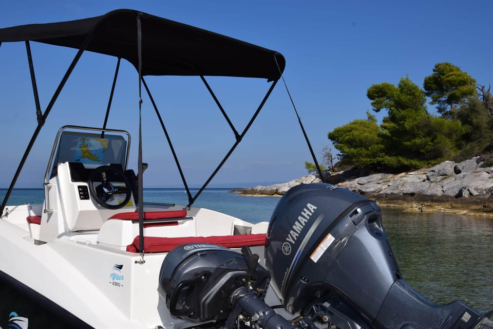 Nea Fokea: Boat Renal without License - Key details to know before booking