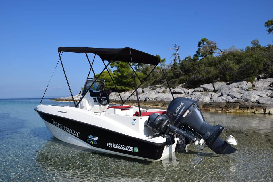 Nea Fokea: Boat Renal without License - Choosing your beaches along Kassandra