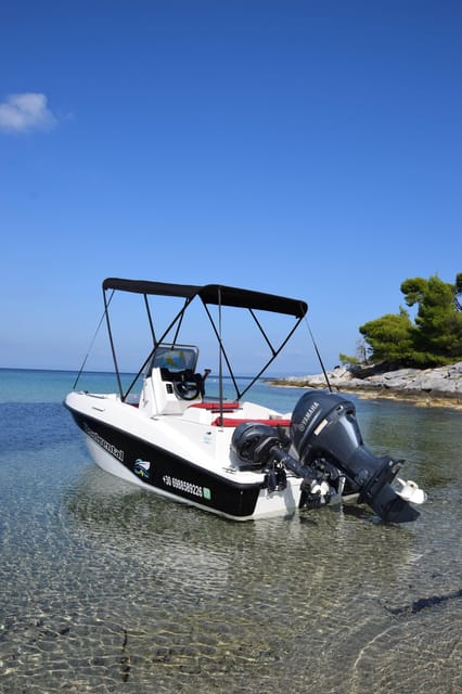Nea Fokea: Boat Renal without License - Weather rules and the limits of flexibility