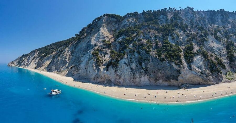 Nydri: Boat Cruise to the famous beaches of Lefkada - Egremni Beach: the stop that turns the trip into a beach day