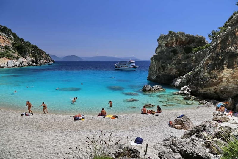 NYDRI: Cruise to Egremni, Porto Katsiki, Agiofili of Lefkada - Weather, sea conditions, and changing plans