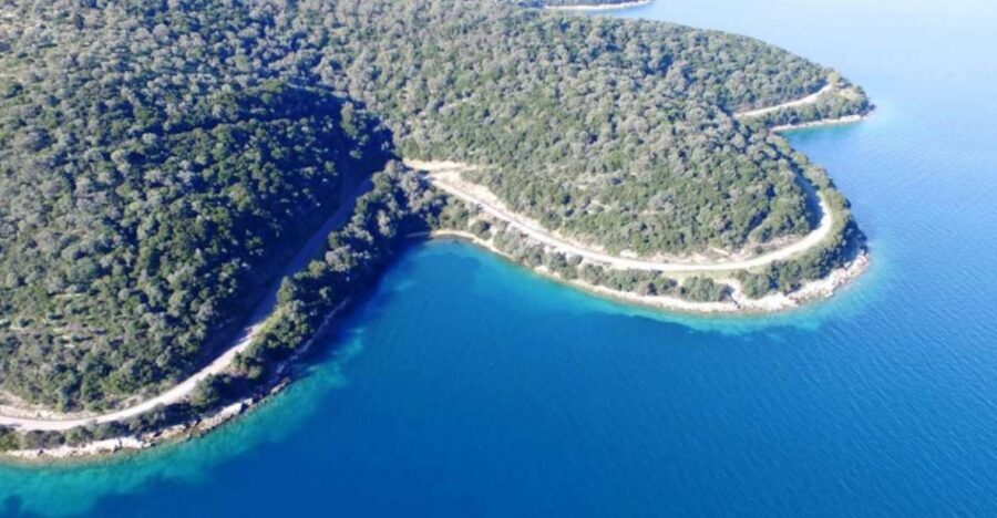 Nydri: Full-Day Sailing Cruise with Swim Stops & Meal - Where you meet and how to plan your timing