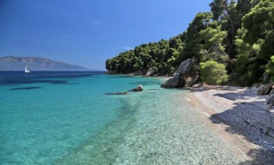 NYDRI: LEFKADA Cruise - Nydri - Meganisi - Kastos - Kalamos - Morning views through the Meganisi channel