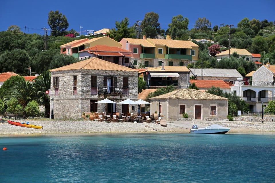 NYDRI: LEFKADA Cruise - Nydri - Meganisi - Kastos - Kalamos - Kalamos and Asprogiali finish the swimming