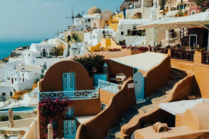 Odyssey of the Secrets of Santorini - A 3-hour Private Tour - Stop 4: Oia Alleys, Blue Domes, and 90 Minutes to Browse