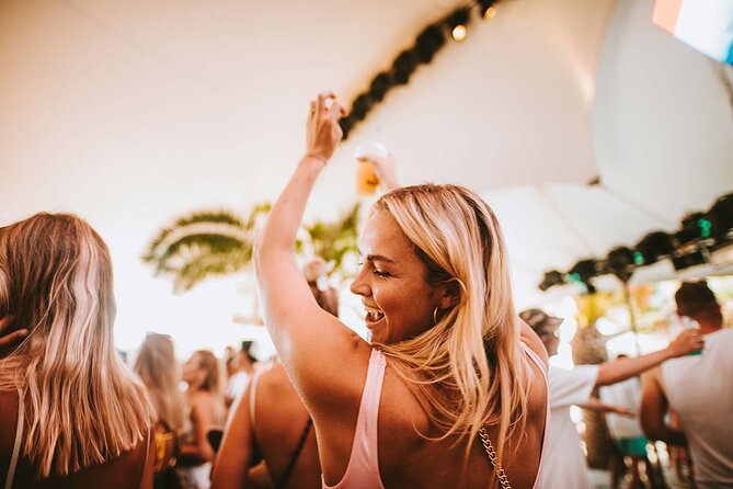 Official Wristband in los, Cyclades - Key points to know before you buy