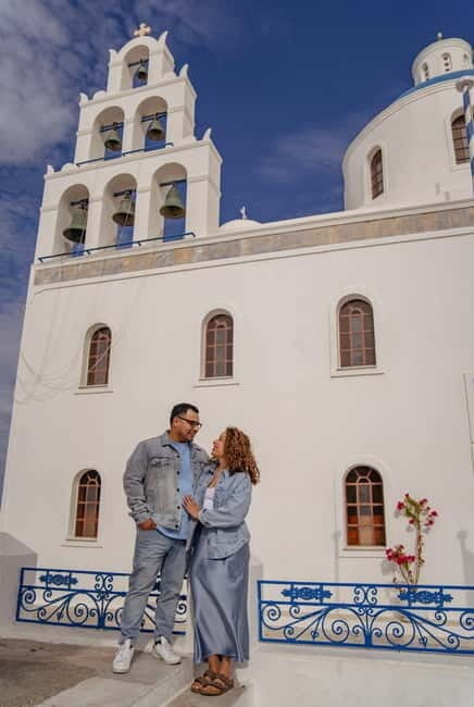 Oia: Couple Photoshoot Seprate Entrance to Blue Dome - Couples, families, and small groups: who this fits best