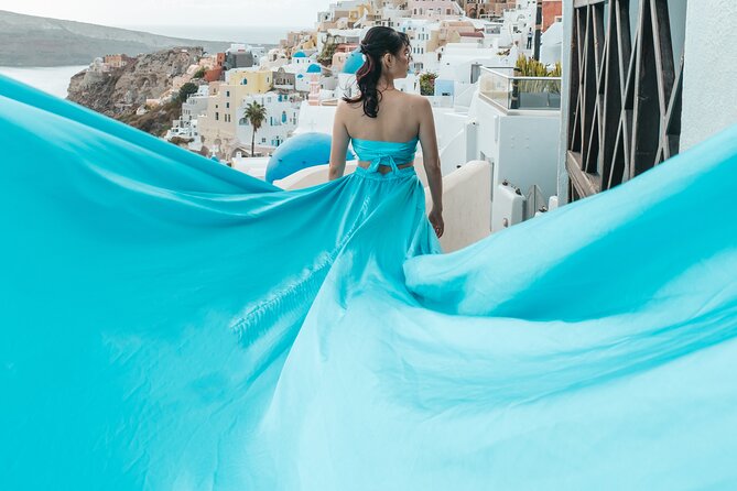 Oia Flying Dress Photoshoot Santorini - Communication and service: a mixed record