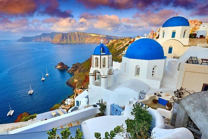 Oia Sunset Roundtrip Transfers - Oia Main Street free time: spend it like a local, not a tourist sprint