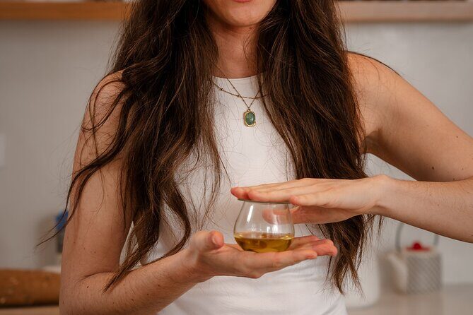 Olive Oil Tasting & Fun Baking Class in the heart of Naxos Town - Lunch and olive oil treats: more than just bread