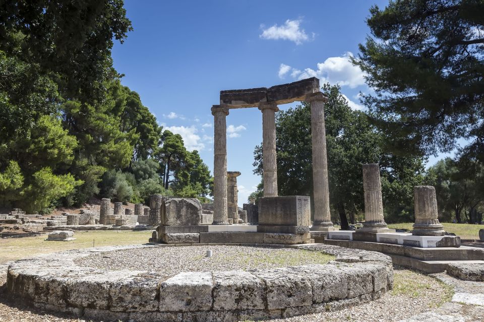 Olympia's Ancient Secrets & Wine Tasting Experience - Thirty minutes in Olympia village